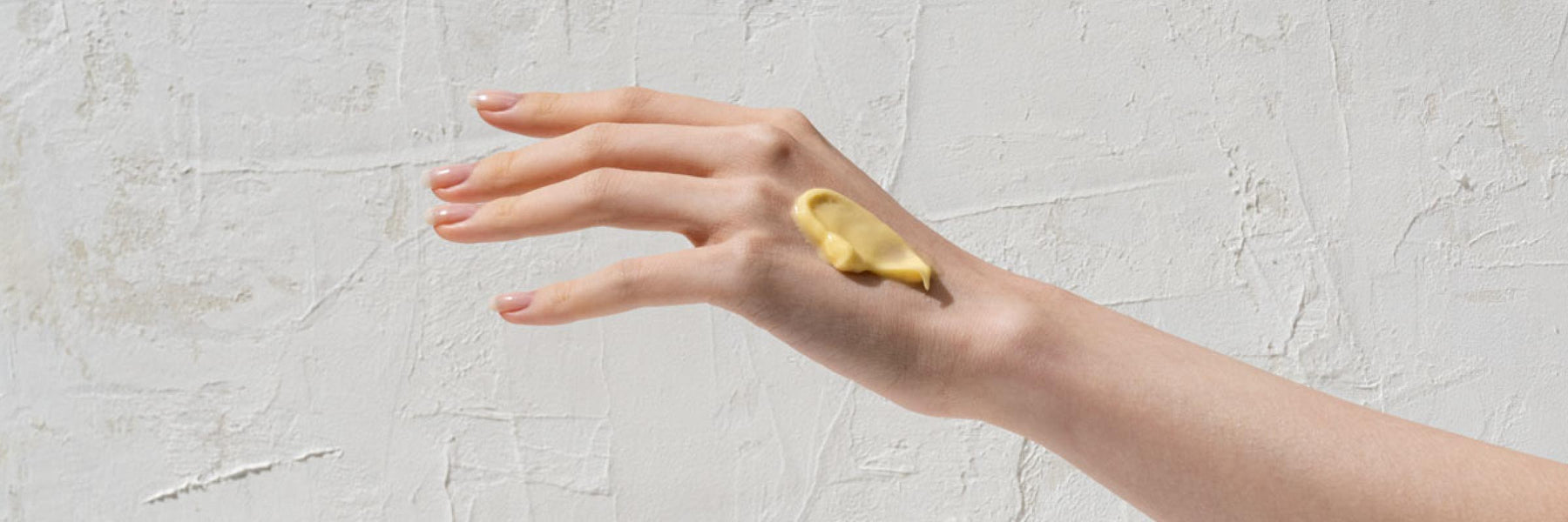 Sensitive Skin: Tips, Symptoms and How to Fix