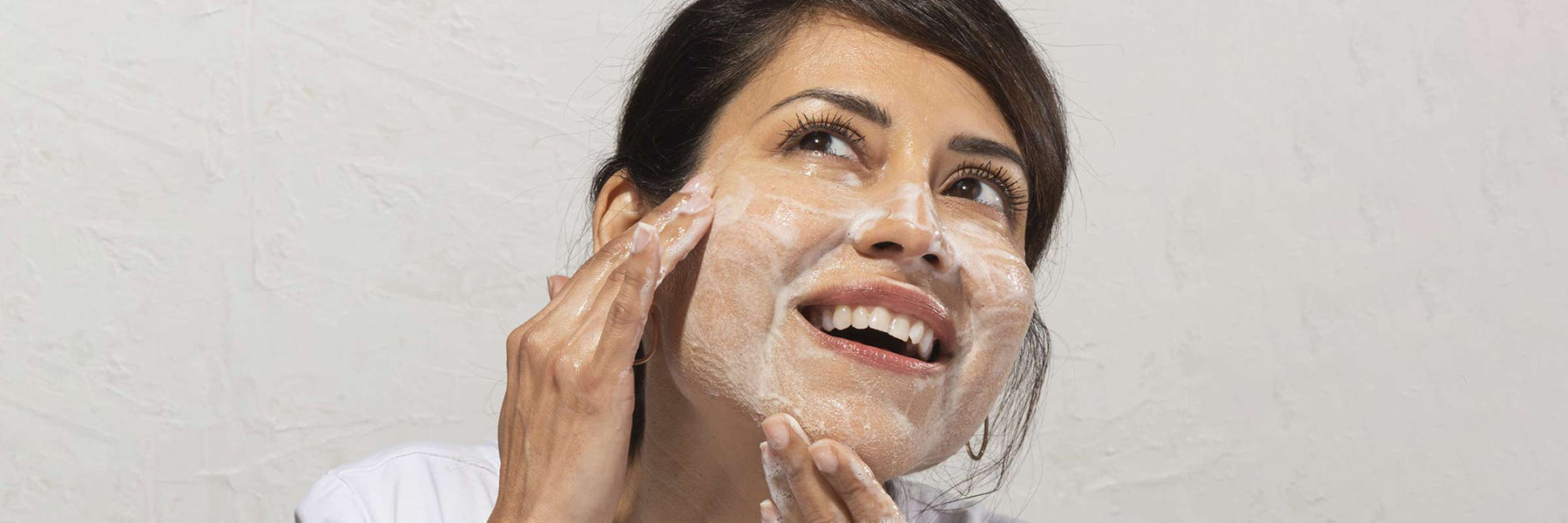 How to Wash Your Face Properly for Perfect Skin